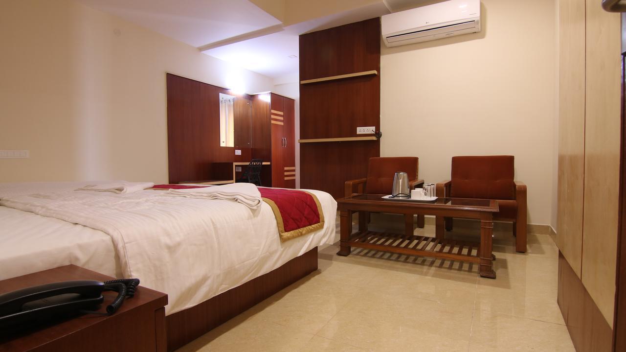 Sri Nandi Comforts Hotel Bangalore Exterior photo